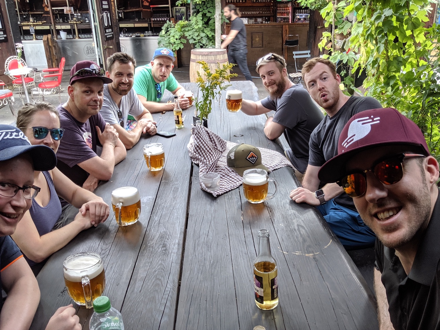 DBI group at a biergarten